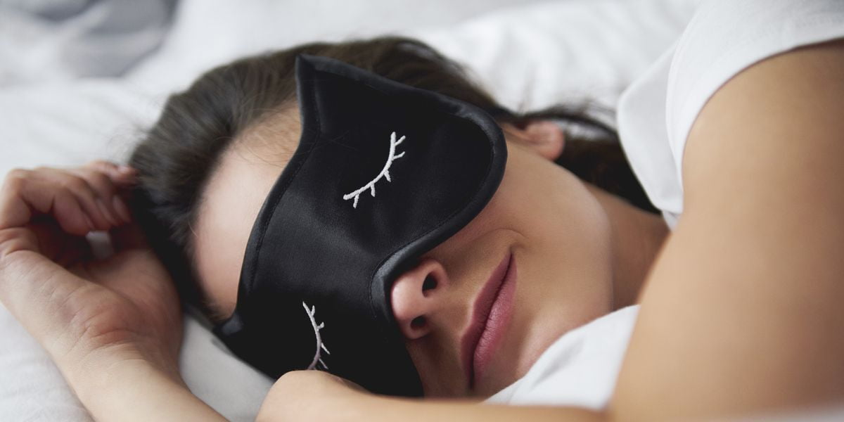 keep your face looking young by getting your beauty sleep