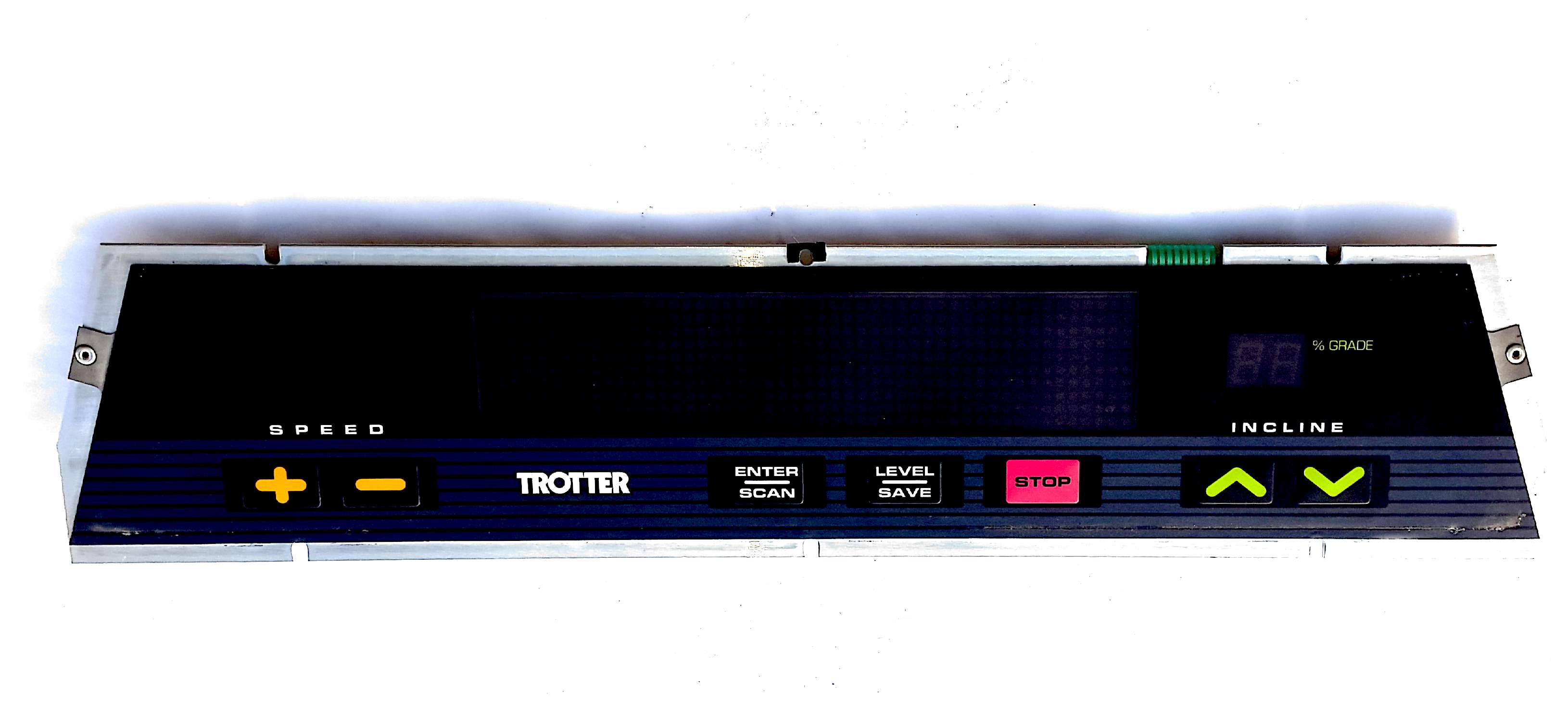 console-display-trotter-525