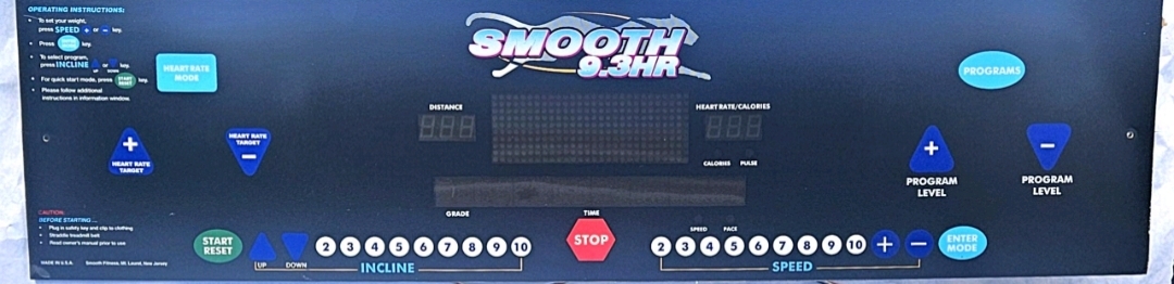 Smooth Fitness 9.3 Treadmill Console